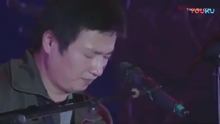 李志在万晓利新专辑发布会唱《虎口脱险》，2017